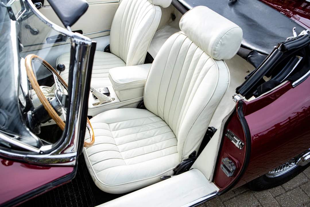 1969 Jaguar E-Type Series 2 - Image 6 of 31