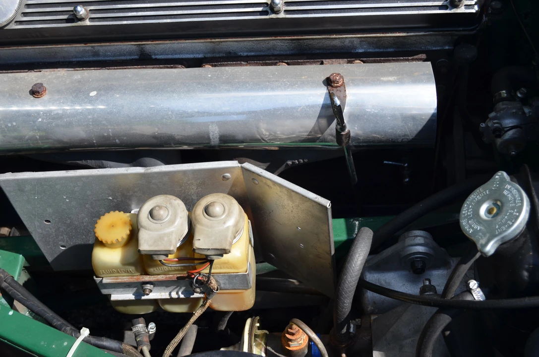 1969 Jaguar E-Type Series 2 - Image 14 of 14