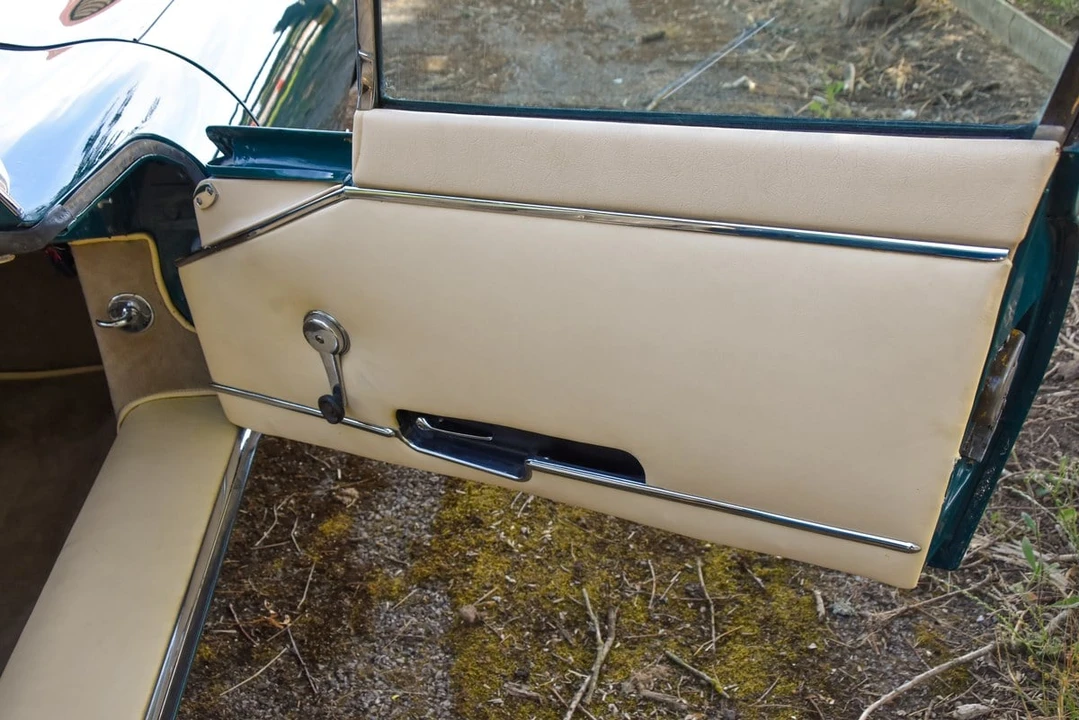 1969 Jaguar E-Type Series 2 - Image 24 of 30