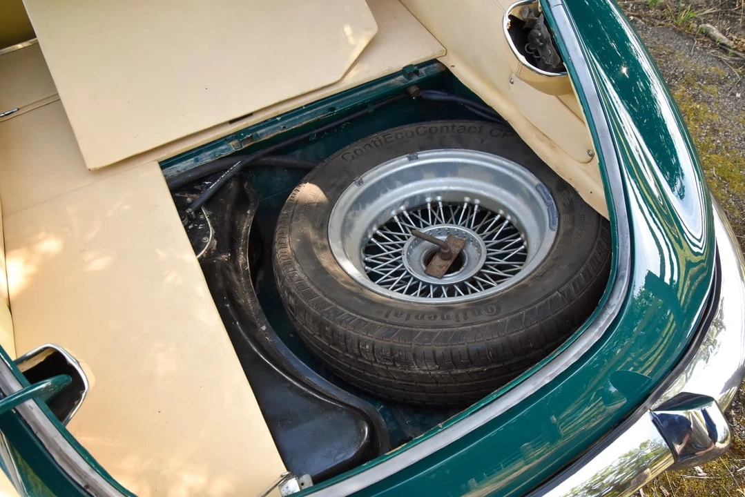 1969 Jaguar E-Type Series 2 - Image 29 of 30