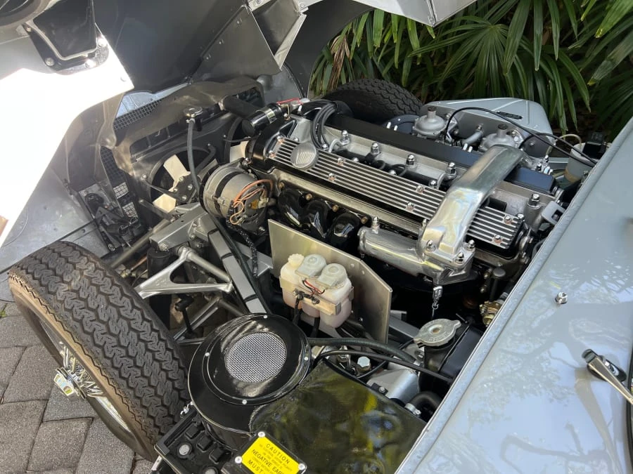 1969 Jaguar E-Type Series 2 - Image 27 of 31
