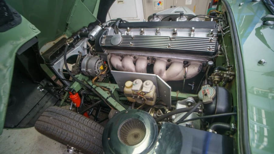 1969 Jaguar E-Type Series 2 - Image 7 of 27