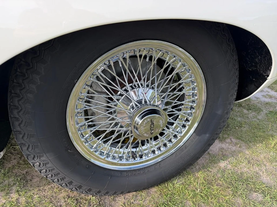 1969 Jaguar E-Type Series 2 - Image 29 of 30