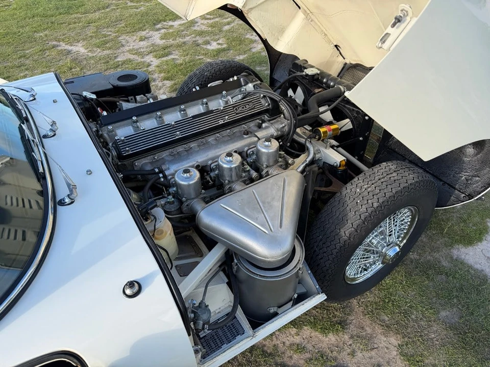 1969 Jaguar E-Type Series 2 - Image 14 of 30