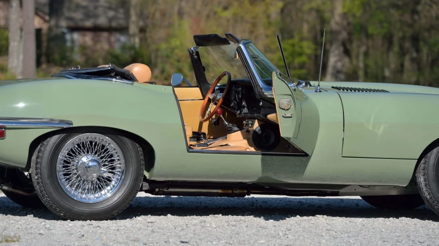 1969 Jaguar E-Type Series 2 - Image 12 of 31