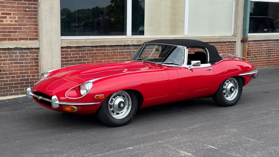 1969 Jaguar E-Type Series 2 - Image 6 of 16