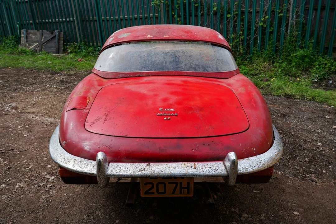 1969 Jaguar E-Type Series 2 - Image 18 of 30