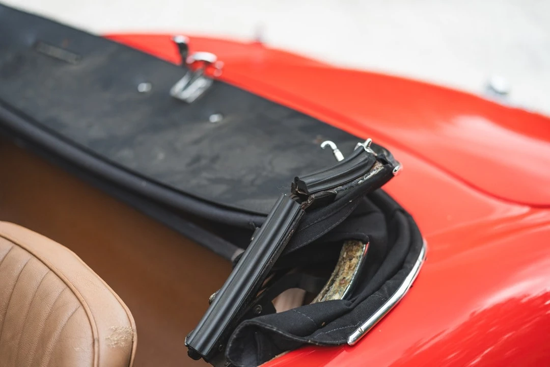 1969 Jaguar E-Type Series 2 - Image 30 of 30
