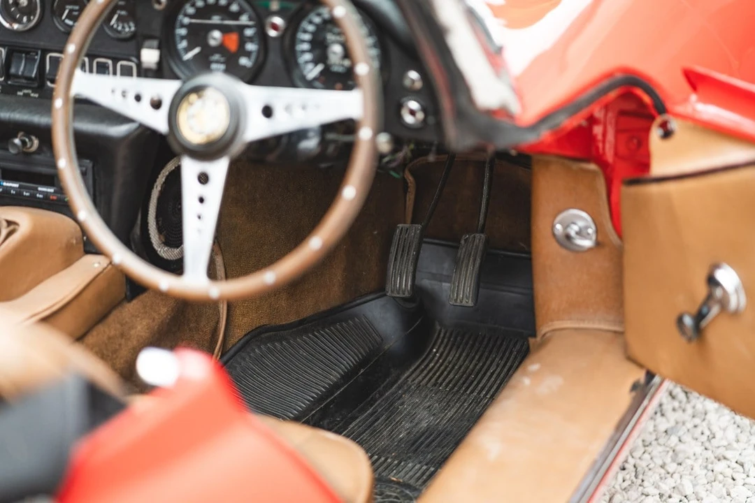 1969 Jaguar E-Type Series 2 - Image 28 of 30