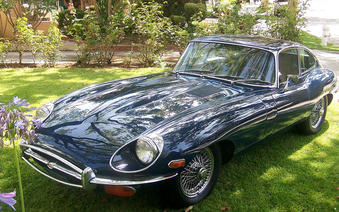 1969 Jaguar E-Type Series 2 - Image 3 of 3