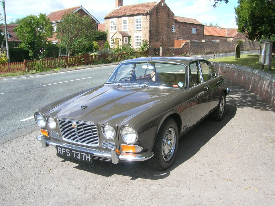 1969 Jaguar XJ Series 1 - Image 4 of 4