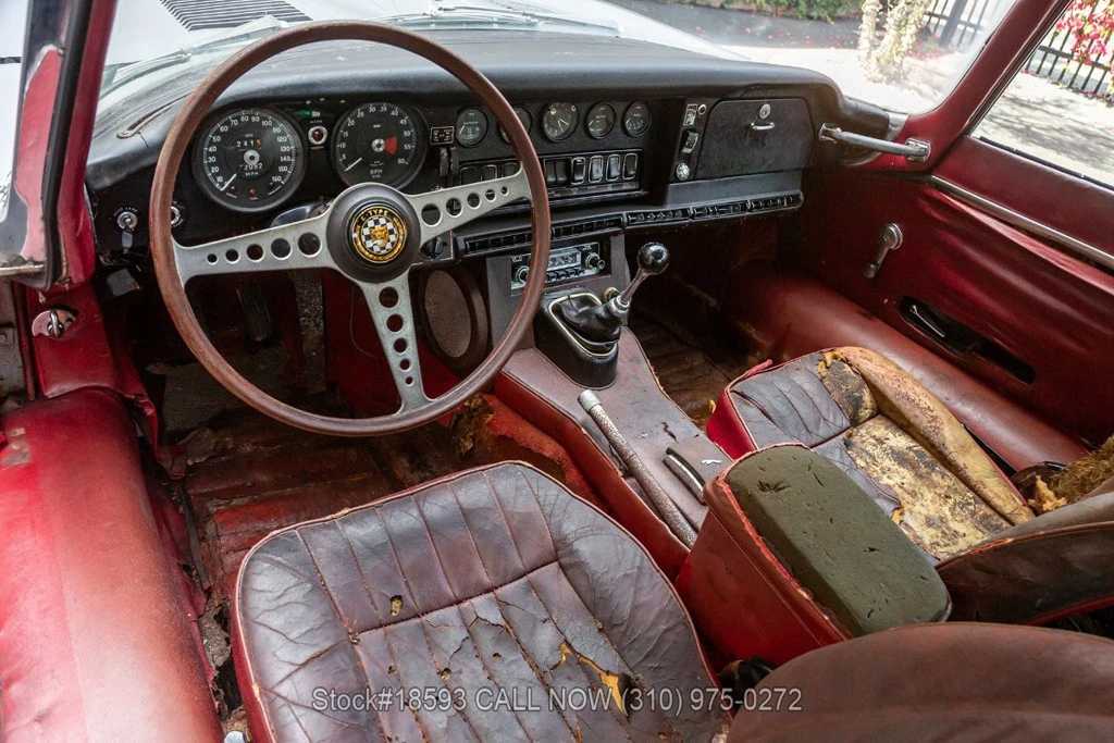 1969 Jaguar XK - Image 17 of 24