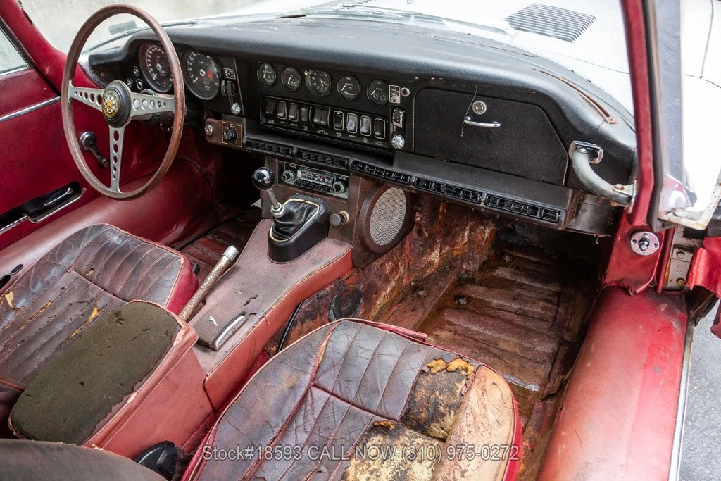 1969 Jaguar XK - Image 21 of 24