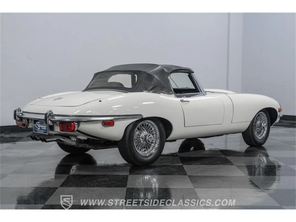 1969 Jaguar XK - Image 11 of 31