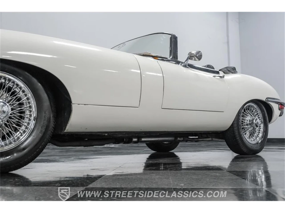 1969 Jaguar XK - Image 21 of 31