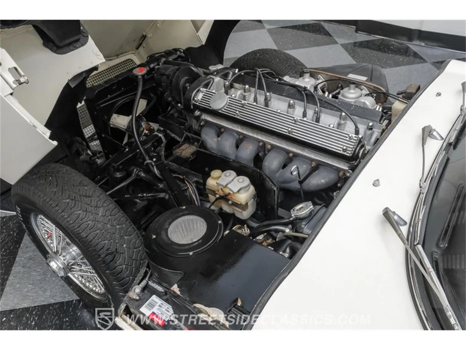 1969 Jaguar XK - Image 3 of 31