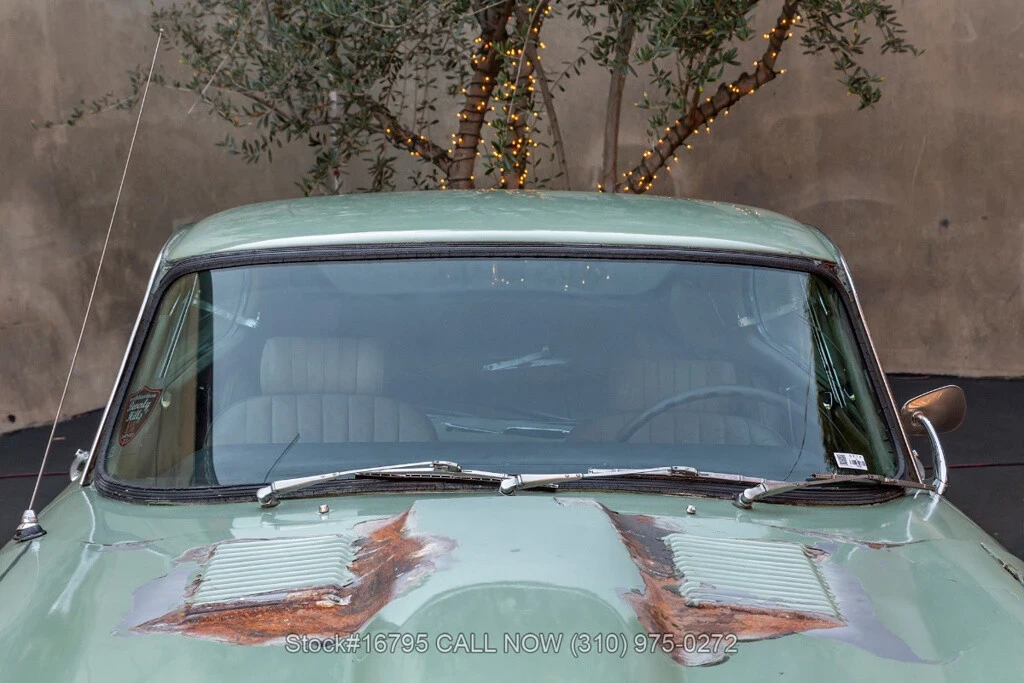 1969 Jaguar E-Type Series 2 - Image 9 of 12