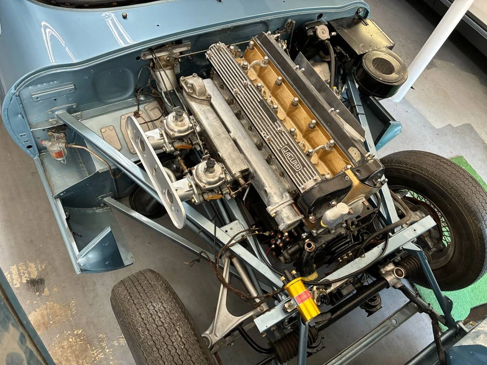 1969 Jaguar XK - Image 10 of 23