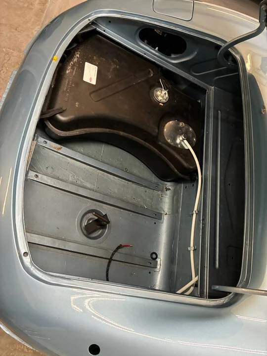 1969 Jaguar XK - Image 15 of 23