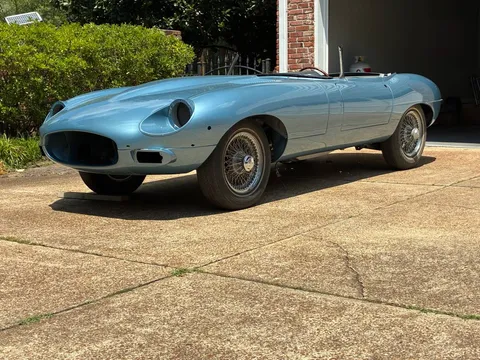 1969 Jaguar XK Roadster