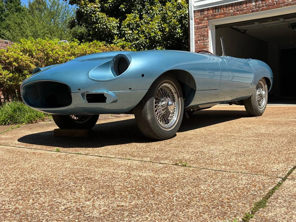 1969 Jaguar XK - Image 5 of 21