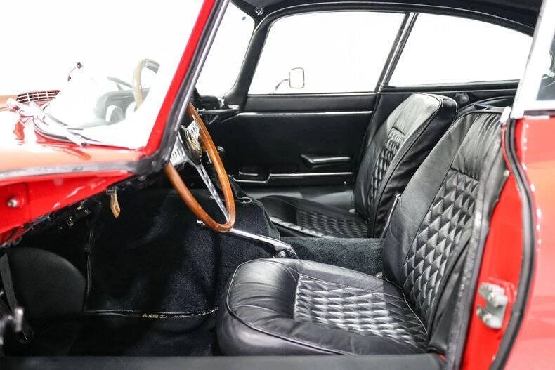 1969 Jaguar XK - Image 11 of 20