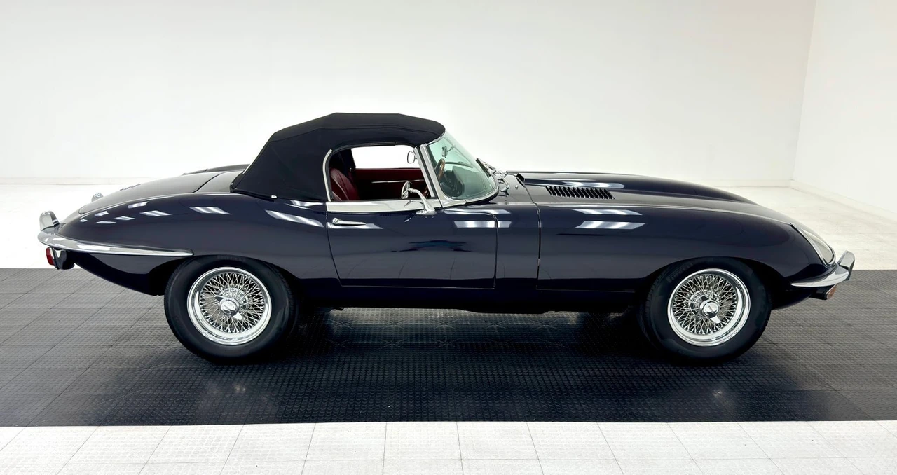 1969 Jaguar E-Type Series 2 - Image 10 of 12