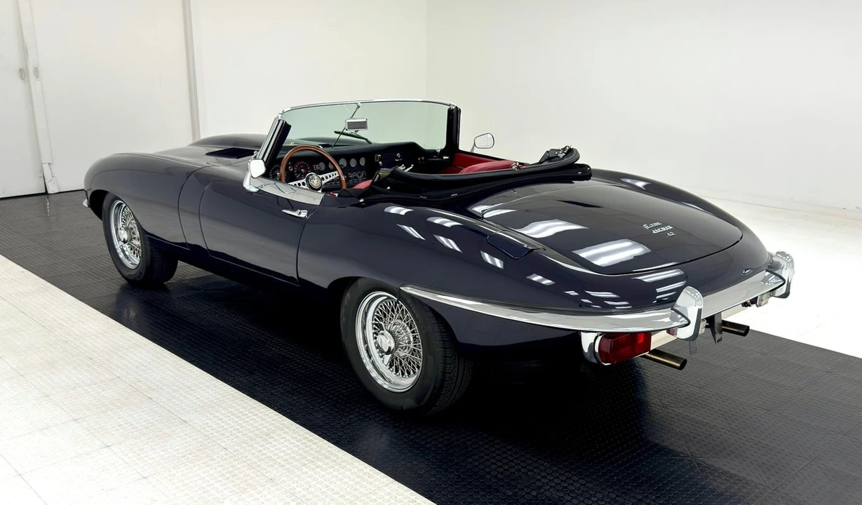 1969 Jaguar E-Type Series 2 - Image 7 of 12