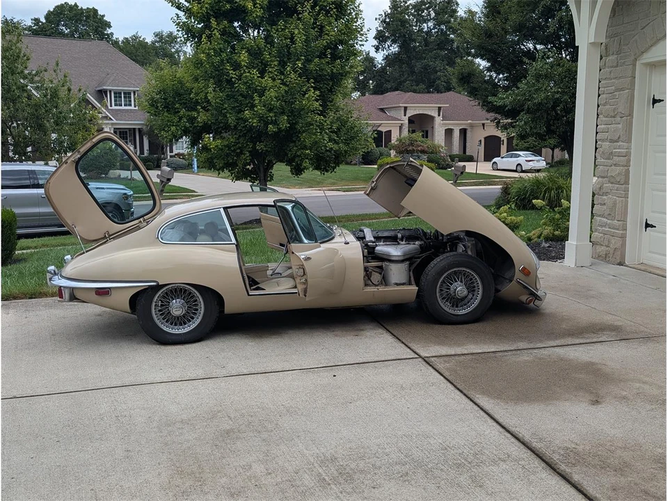 1969 Jaguar E-Type Series 2 - Image 7 of 14