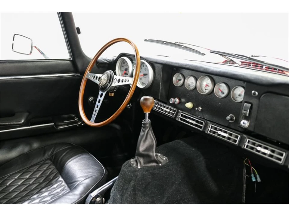 1969 Jaguar E-Type Series 2 - Image 15 of 24