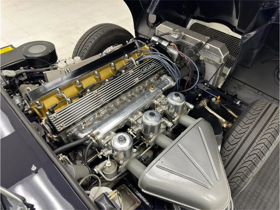 1969 Jaguar E-Type Series 2 - Image 25 of 31