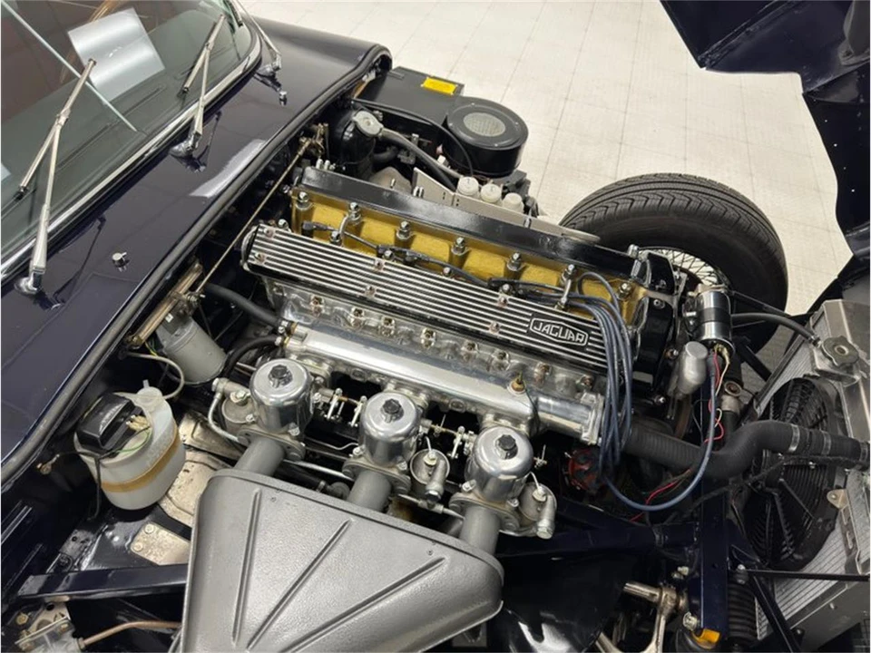 1969 Jaguar E-Type Series 2 - Image 26 of 31