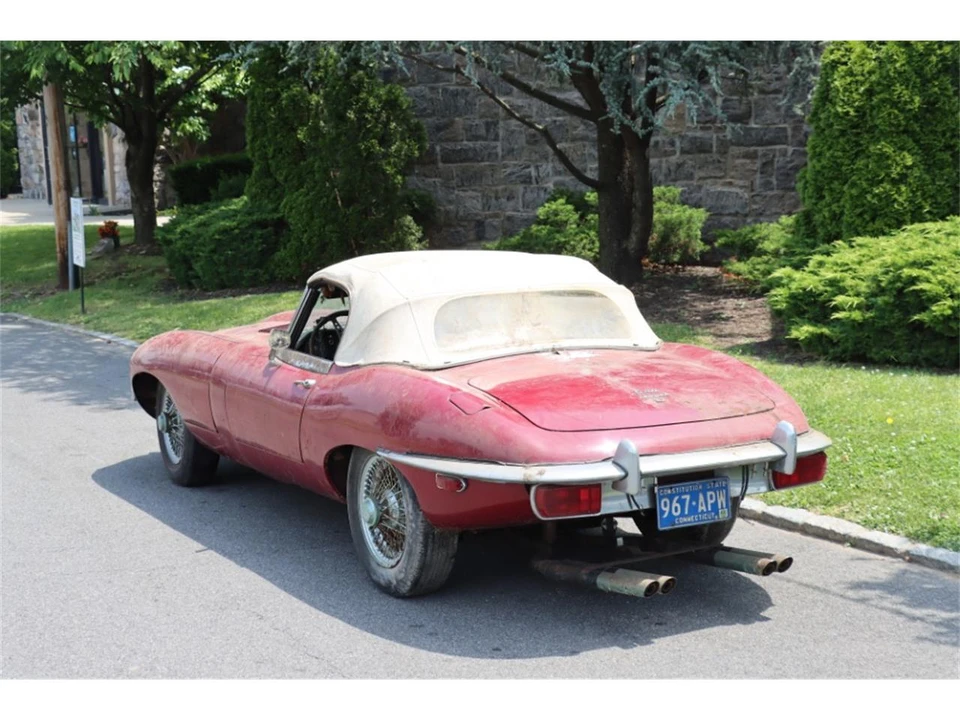 1969 Jaguar E-Type Series 2 - Image 6 of 8