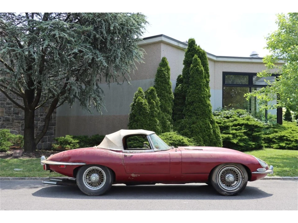 1969 Jaguar E-Type Series 2 - Image 3 of 8
