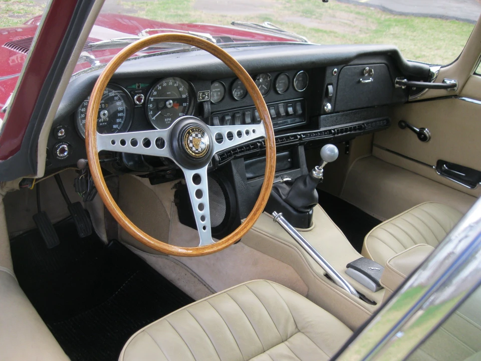 1969 Jaguar E-Type Series 2 - Image 4 of 4
