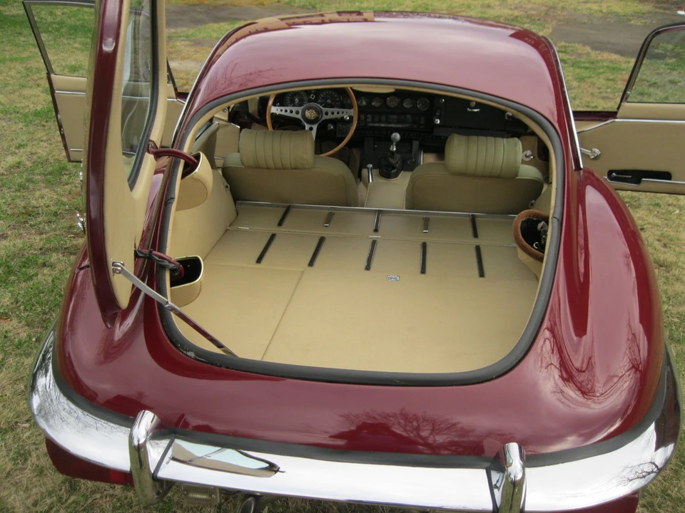 1969 Jaguar E-Type Series 2 - Image 2 of 4