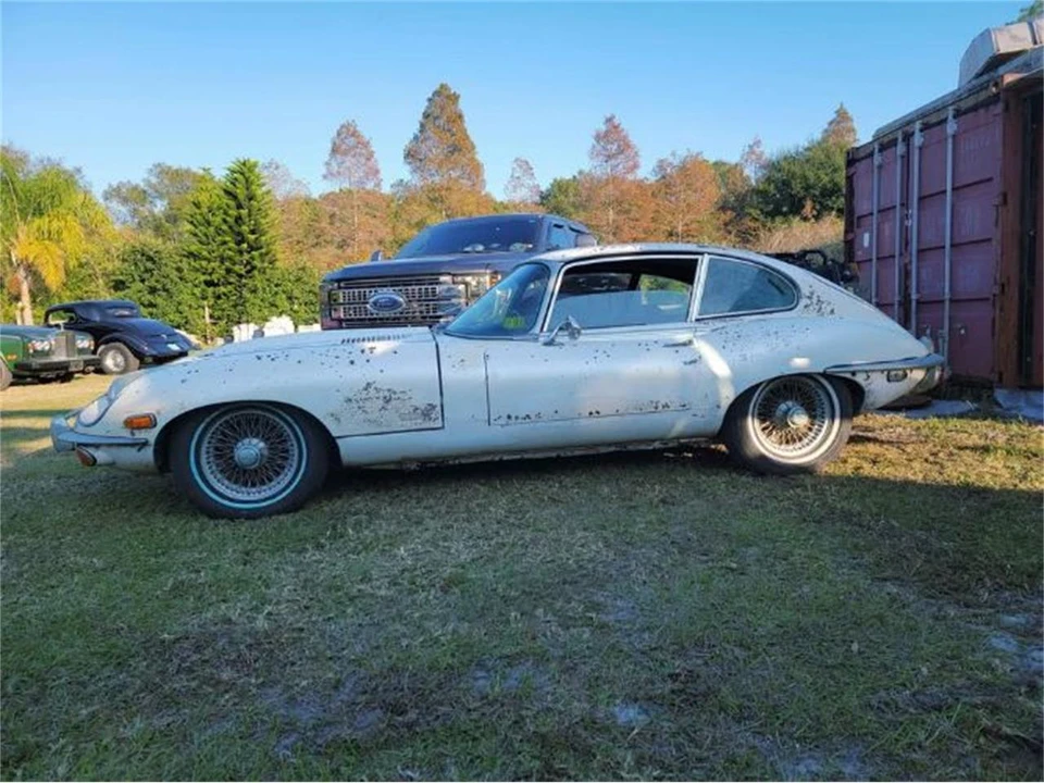 1969 Jaguar E-Type Series 2 - Image 11 of 12