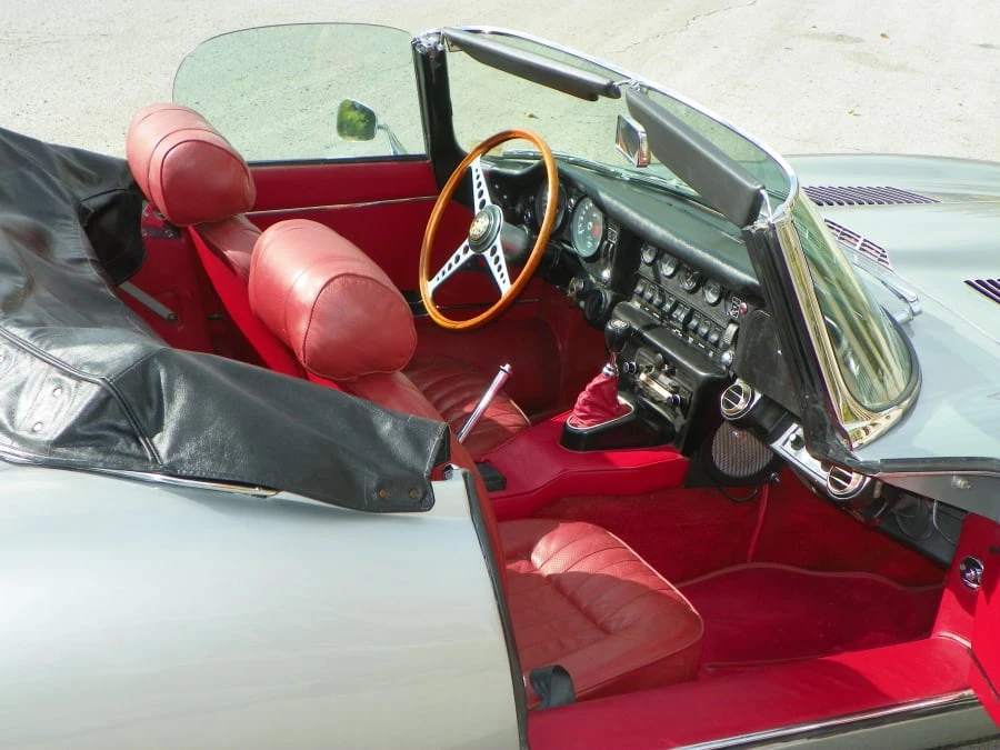 1969 Jaguar E-Type Series 2 - Image 5 of 12