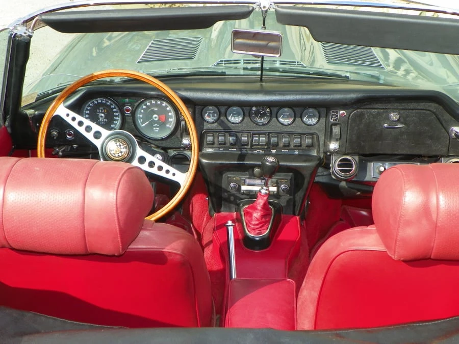 1969 Jaguar E-Type Series 2 - Image 6 of 12