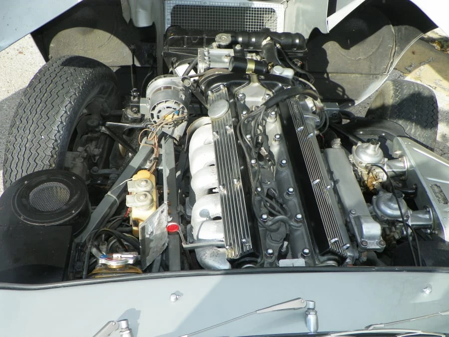 1969 Jaguar E-Type Series 2 - Image 9 of 12