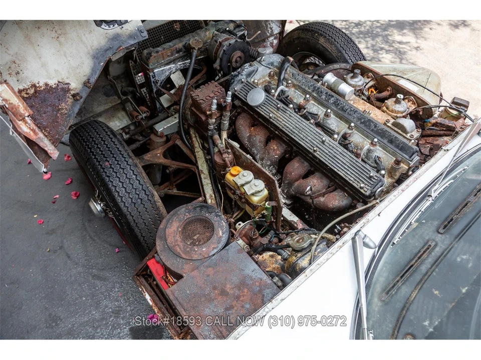 1969 Jaguar E-Type Series 2 - Image 26 of 31