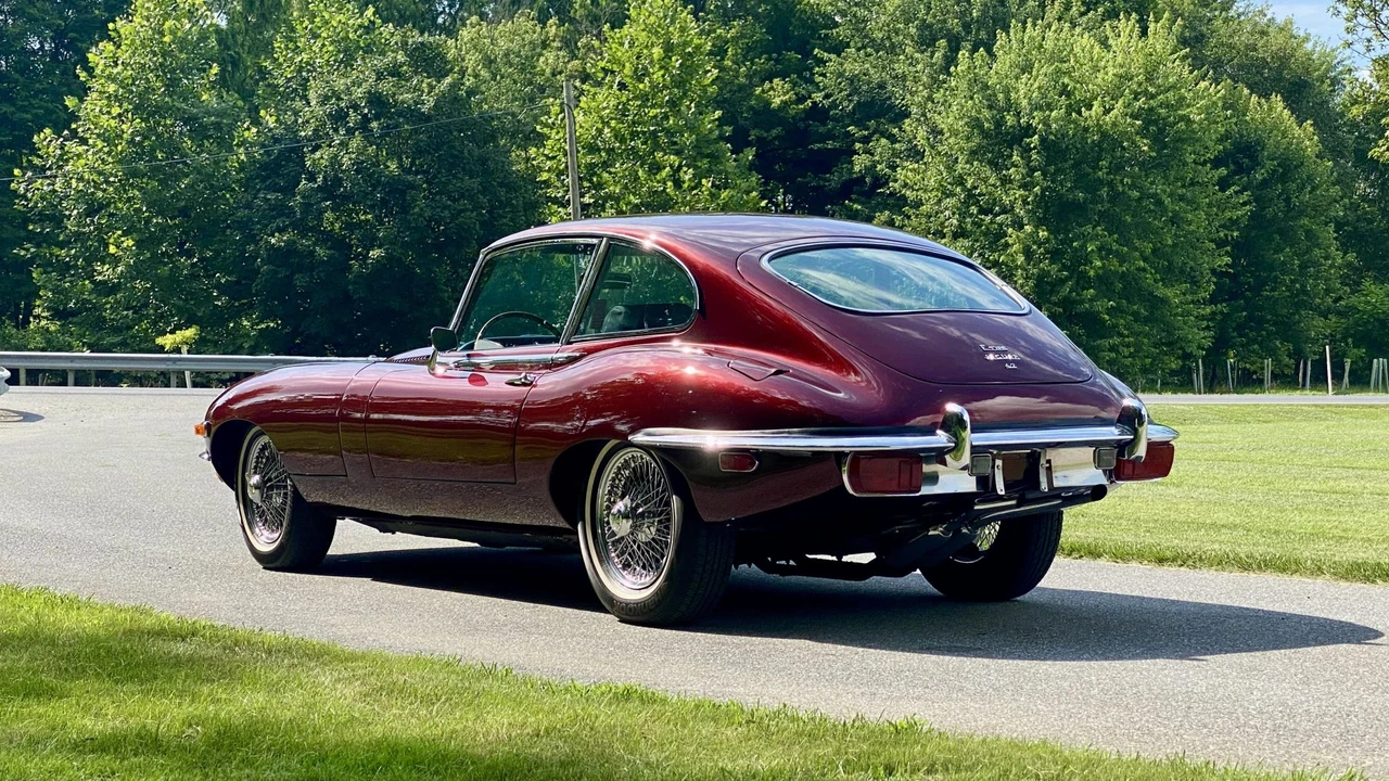 1969 Jaguar E-Type Series 2 2+2 - Image 15 of 31