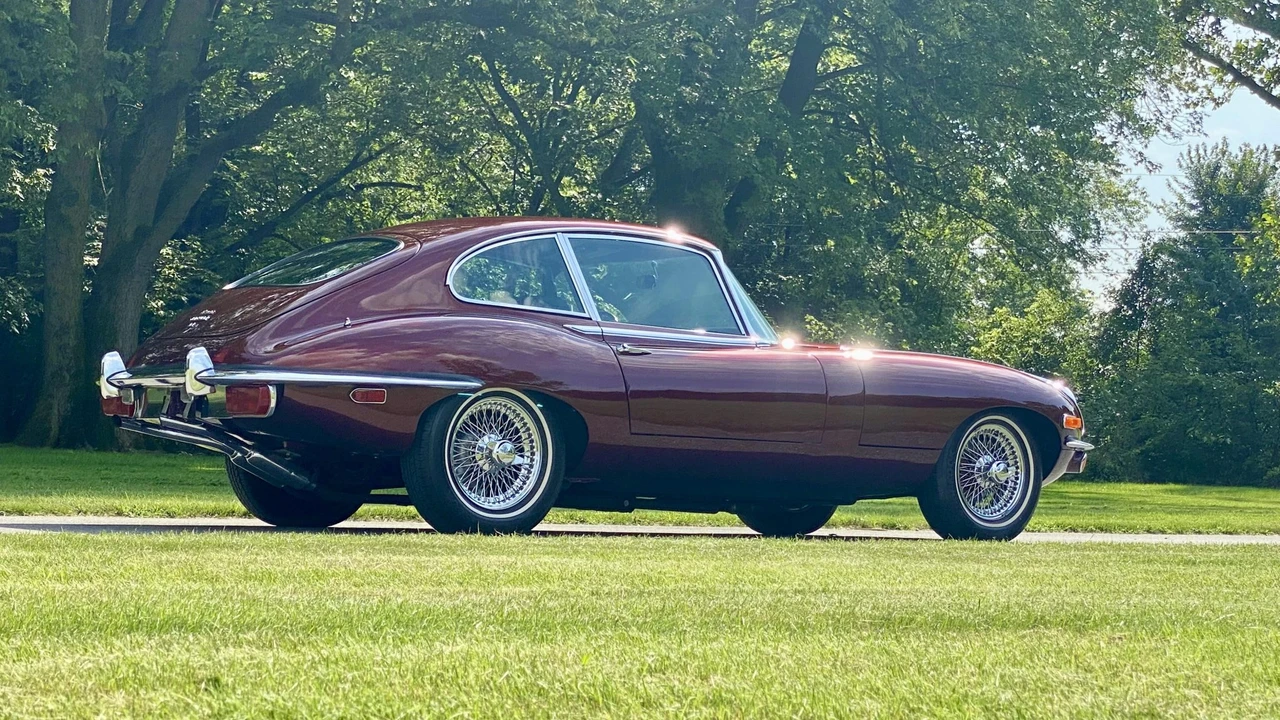 1969 Jaguar E-Type Series 2 2+2 - Image 18 of 31