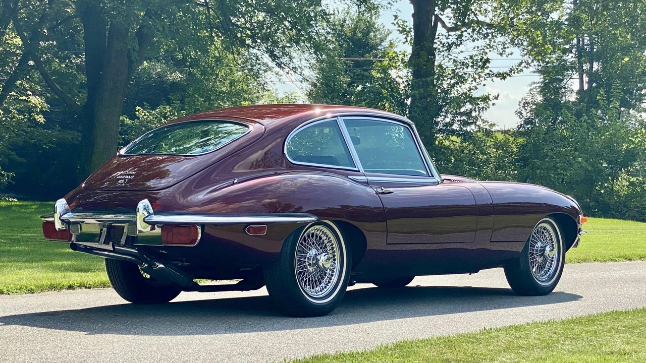 1969 Jaguar E-Type Series 2 2+2 - Image 17 of 31
