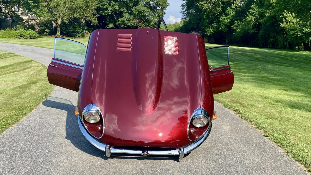 1969 Jaguar E-Type Series 2 2+2 - Image 31 of 31