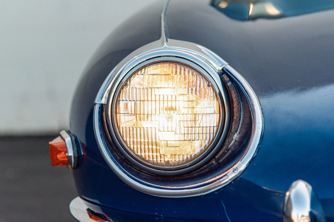 1969 Jaguar E-Type Series 2 2+2 - Image 29 of 31