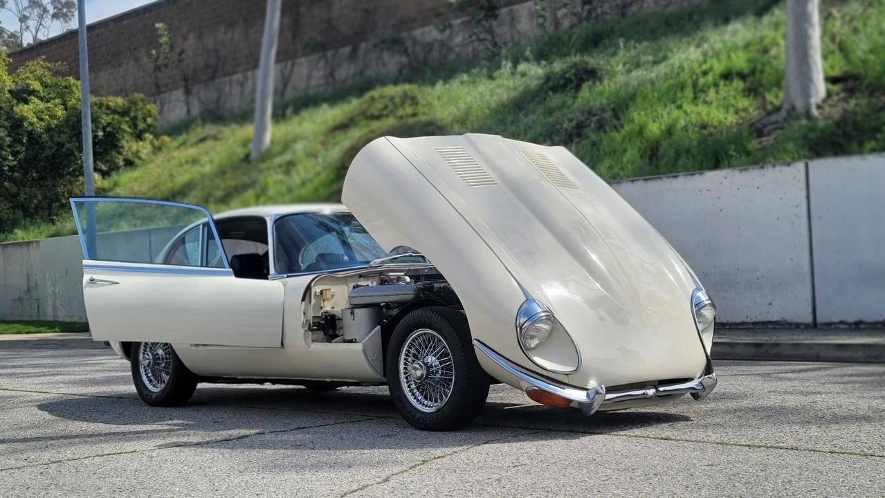 1969 Jaguar E-Type Series 2 2+2 - Image 17 of 31