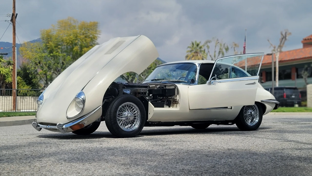 1969 Jaguar E-Type Series 2 2+2 - Image 20 of 31