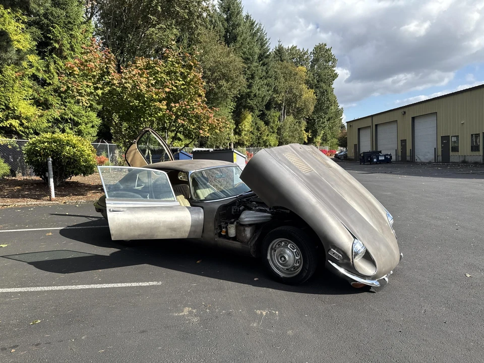 1969 Jaguar E-Type Series 2 2+2 - Image 11 of 31