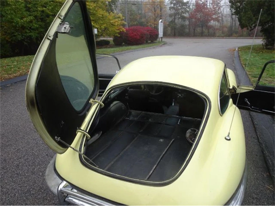 1969 Jaguar E-Type Series 2 - Image 13 of 23
